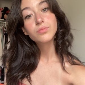 Meet your Posher, Elodie